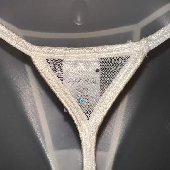 Frederick of Hollywood lingerie set - Picture 13 of 13